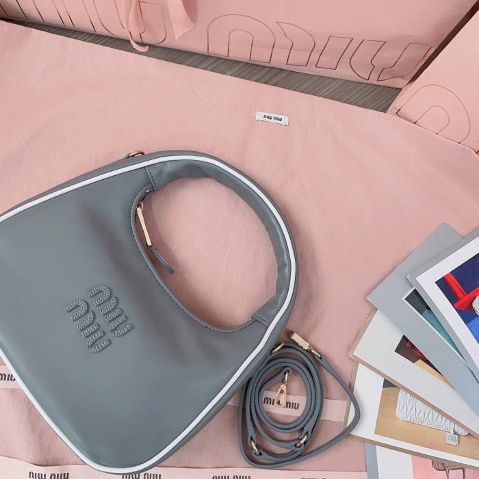 Wander Leather Handbag“20*13*7CM”-0501=