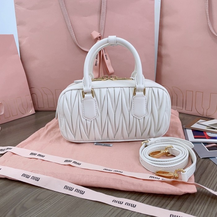 Arcadie Matelassé Nappa Leather Bag“22*10.5*7.5CM”-0301=