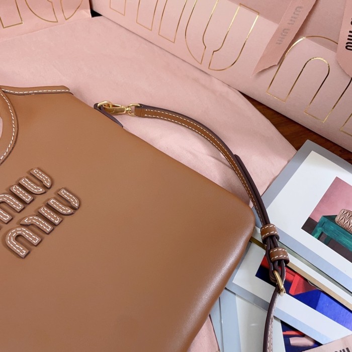 lVY Nappa Leather Bag“24*20CM”-037=