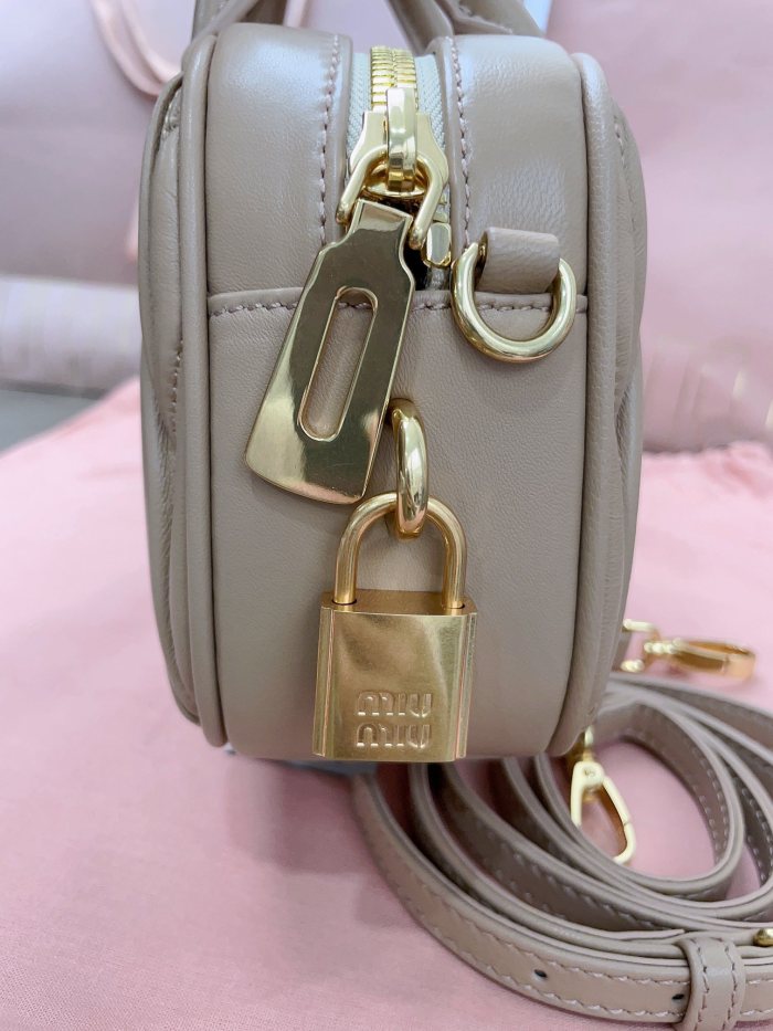 Arcadie Matelassé Nappa Leather Bag“19*13*6CM”-0801=
