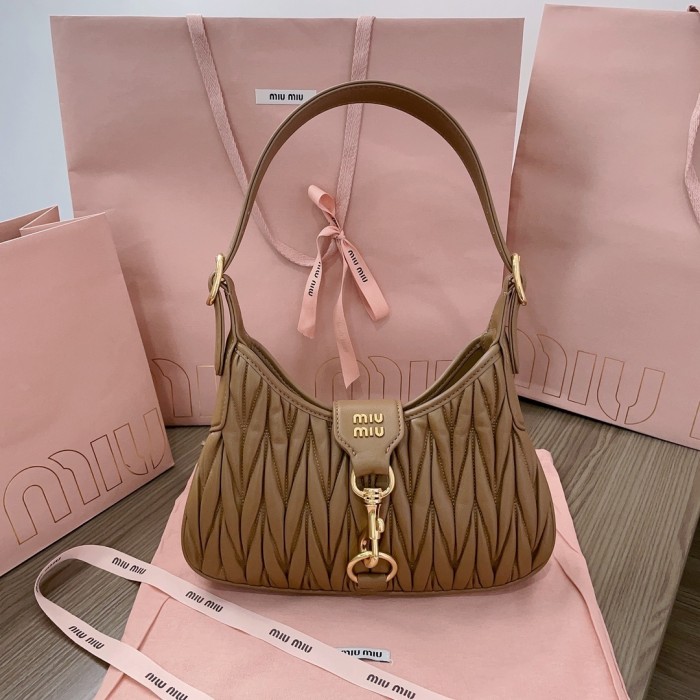 Matelassé Nappa Leather Handle Bag“20*16*11CM”-089=