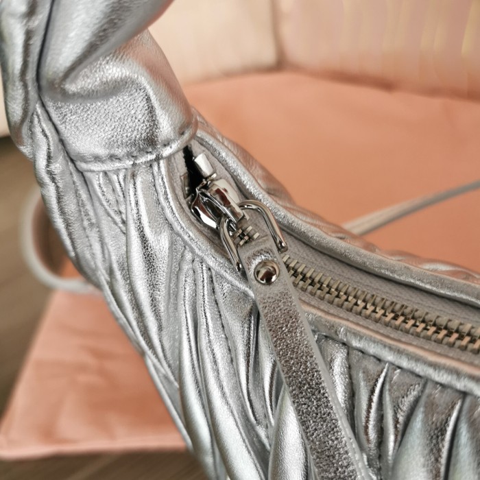 Wander Matelassé Nappa Lleather Hobo Bag“23*13*7CM”-059=