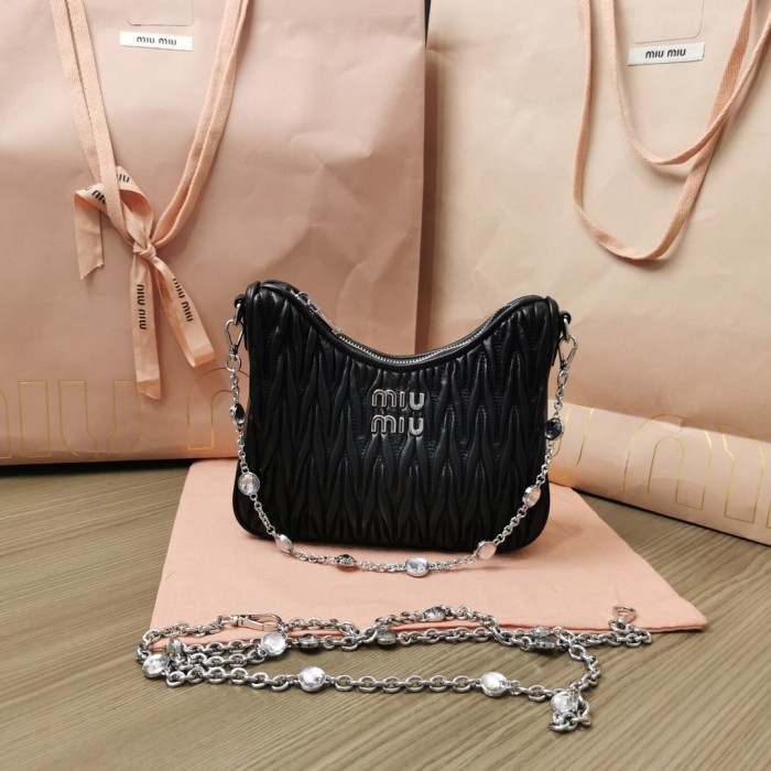 Matelassé Nappa Leather Shoulder Bag“21*16.5*5.5CM”-089=