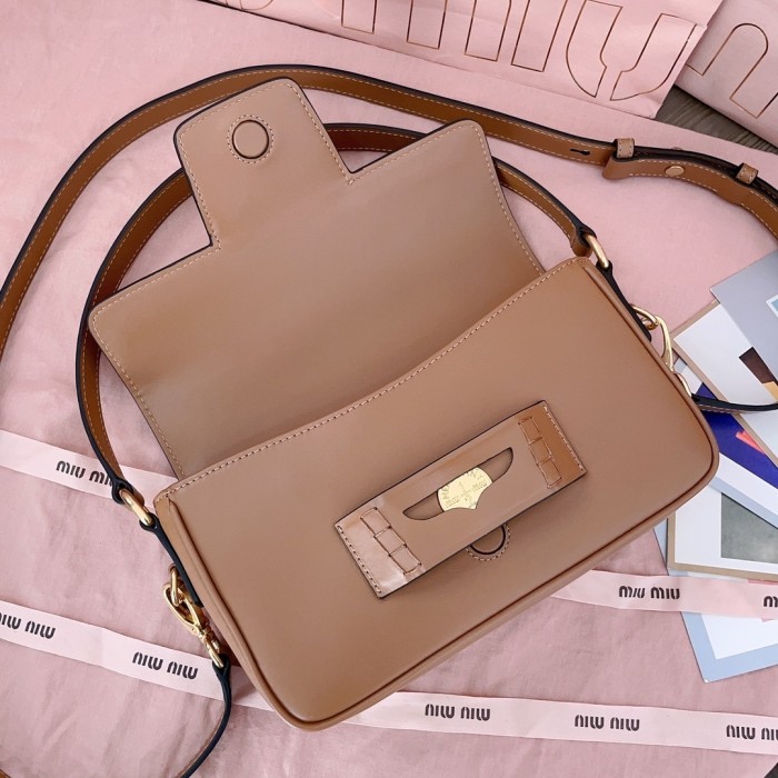 Nappa Leather Shoulder Bag“23*13.5*5CM”-039=