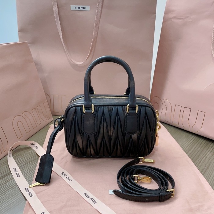 Arcadie Matelassé Nappa Leather Bag“19*13*6CM”-0801=