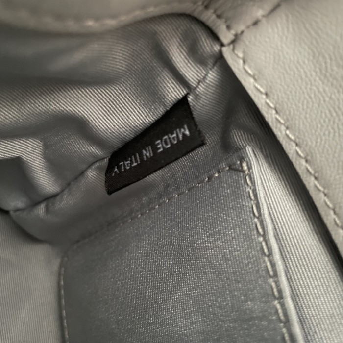 Matelassé Nappa Leather Handle Bag“20*16*11CM”-0501=