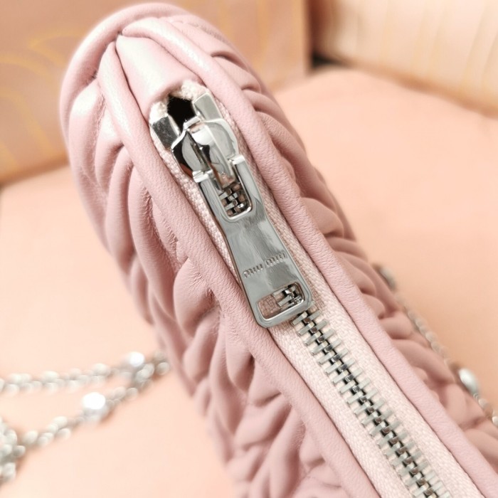 Matelassé Nappa Leather Shoulder Bag“21*16.5*5.5CM”-089=