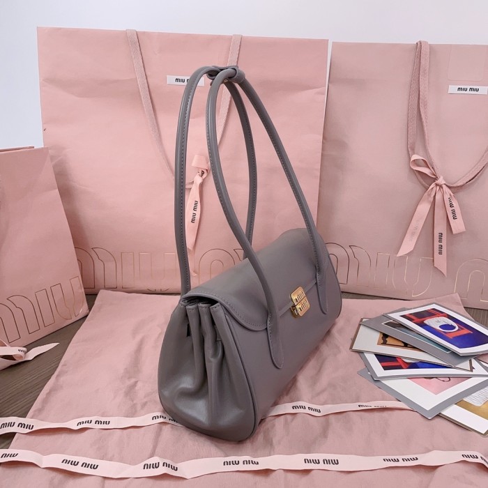 Aventure Nappa Leather Top-Handle Bag“28*15*11CM”-0501=