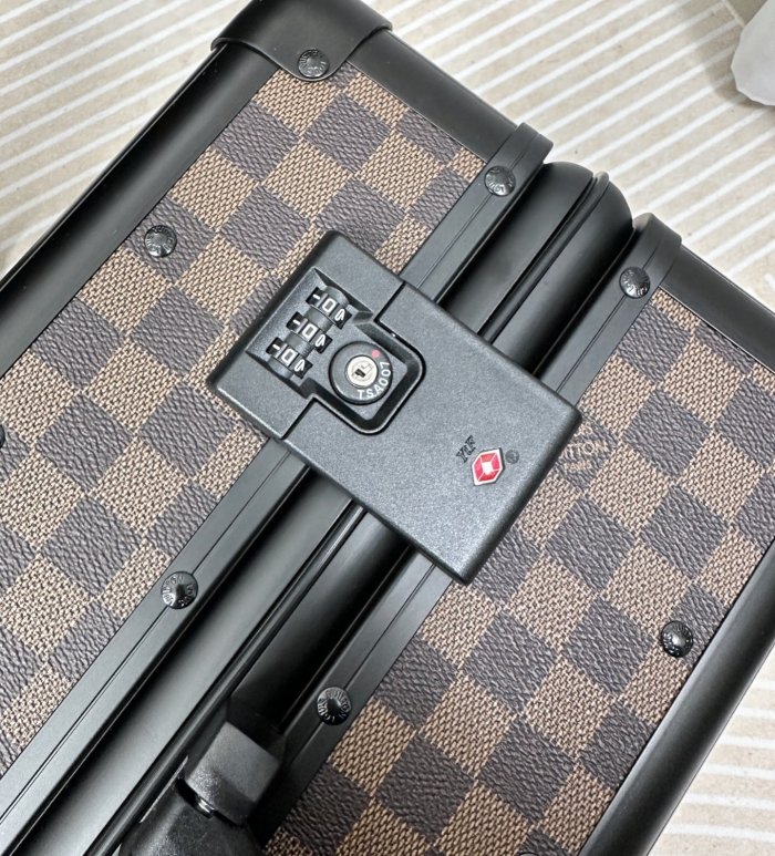 Monogram 26nch-086=