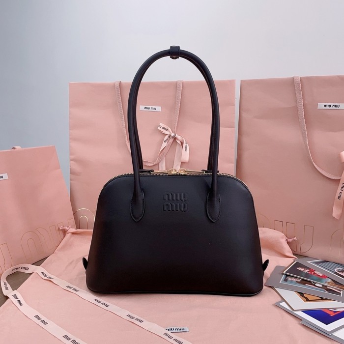 Logo-Embossed Shoulder Bag“33*21*13CM”-059=
