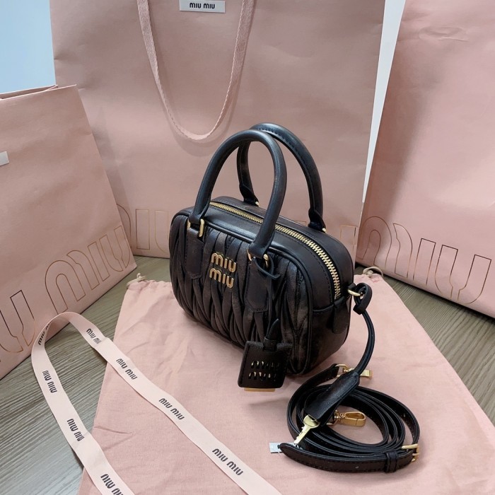 Arcadie Matelassé Nappa Leather Bag“19*13*6CM”-0801=