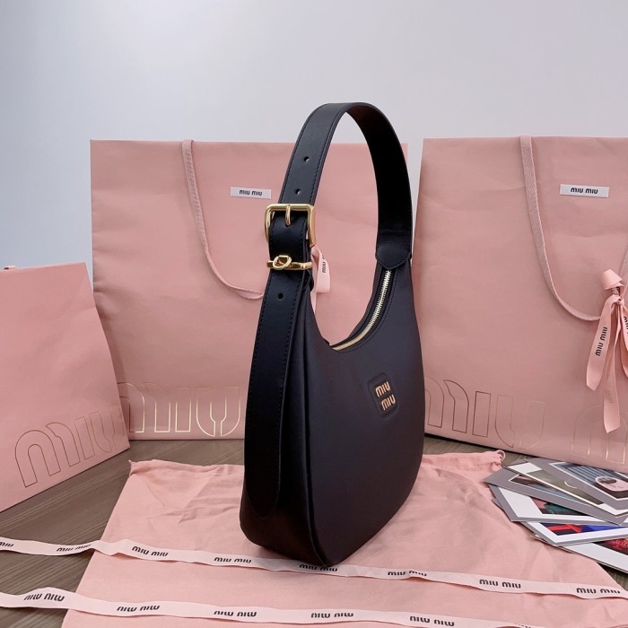 Logo-lettering Shoulder Bag“27*20*8CM”-069=