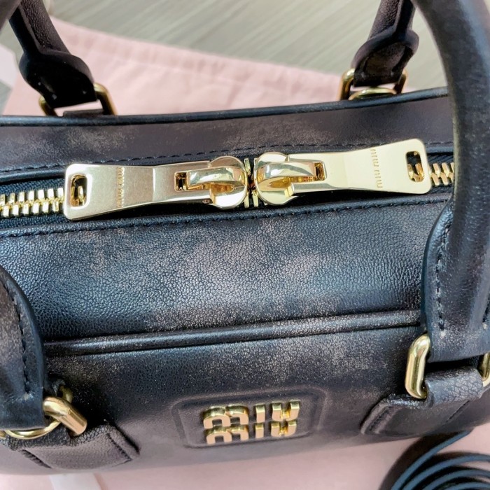 Arcadie Leather Bag“22*10.5*7.5CM”-039=
