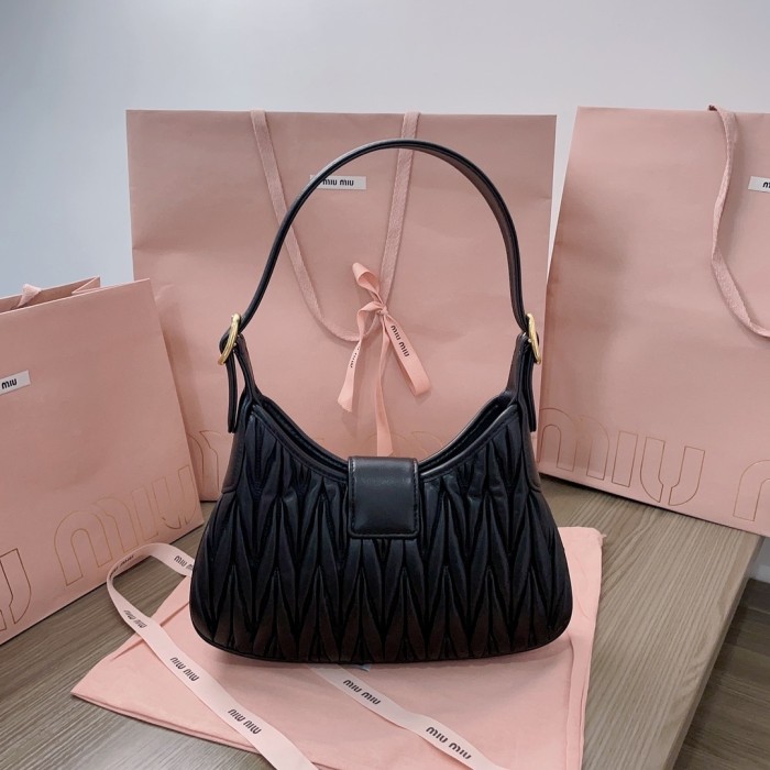 Matelassé Nappa Leather Handle Bag“20*16*11CM”-089=