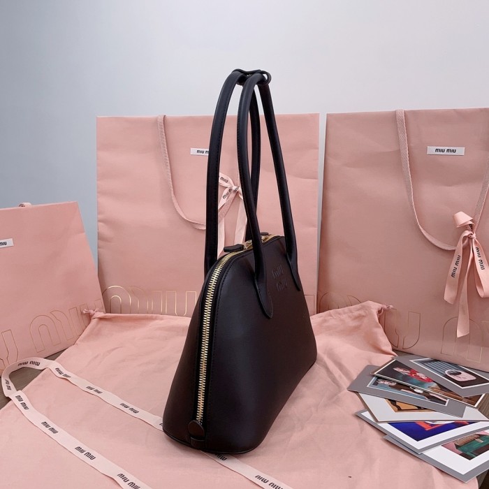 Logo-Embossed Shoulder Bag“33*21*13CM”-059=