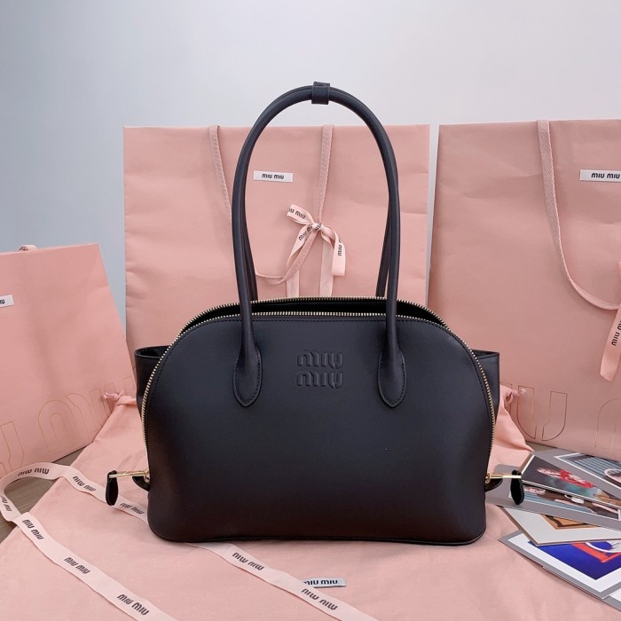 Logo-Embossed Shoulder Bag“33*21*13CM”-059=