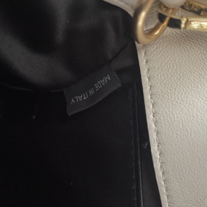 Matelassé Nappa Leather Handle Bag“20*16*11CM”-0501=