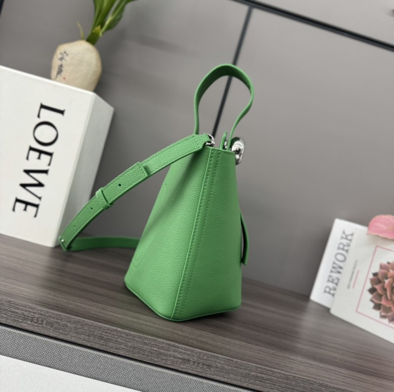Pebble Bucket Bag In Soft Grained Calfskin“19.5*16*16CM”-037=