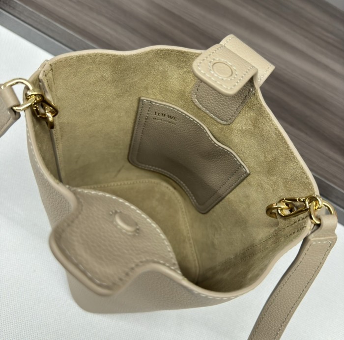 Pebble Bucket Bag In Soft Grained Calfskin“19.5*16*16CM”-037=