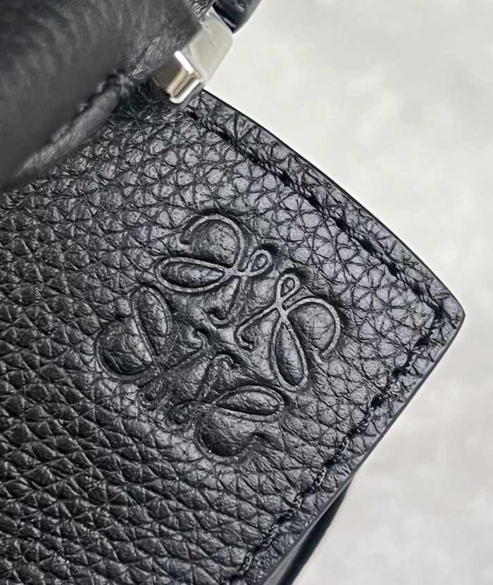 Puzzle Edge Bag In Soft Grained Calfskin “18*12*8CM”-037=