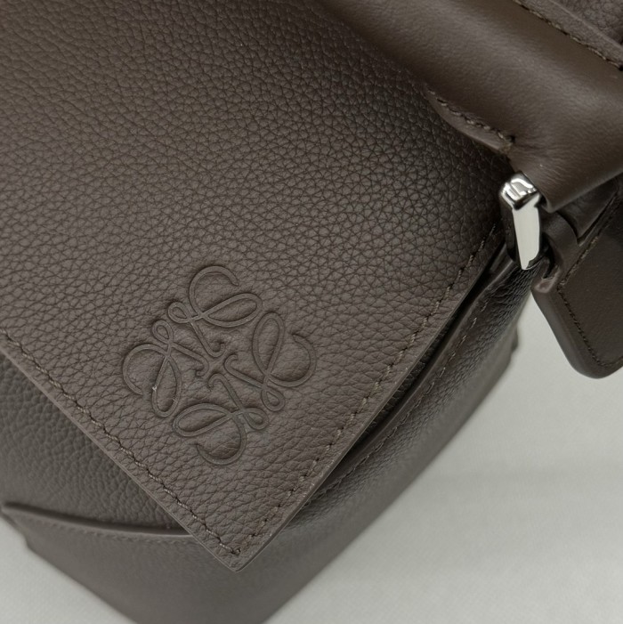 Puzzle Edge Bag In Soft Grained Calfskin“33*21.5*14.7CM”-008=