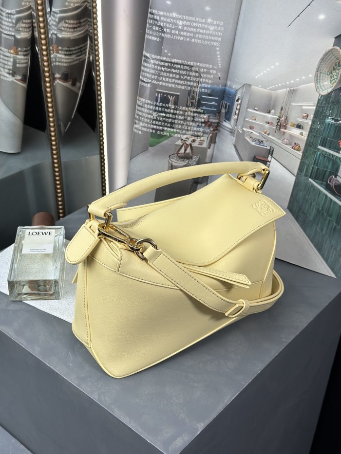Small Puzzle Edge bag in classic calfskin“24*16*10.5CM”-086=