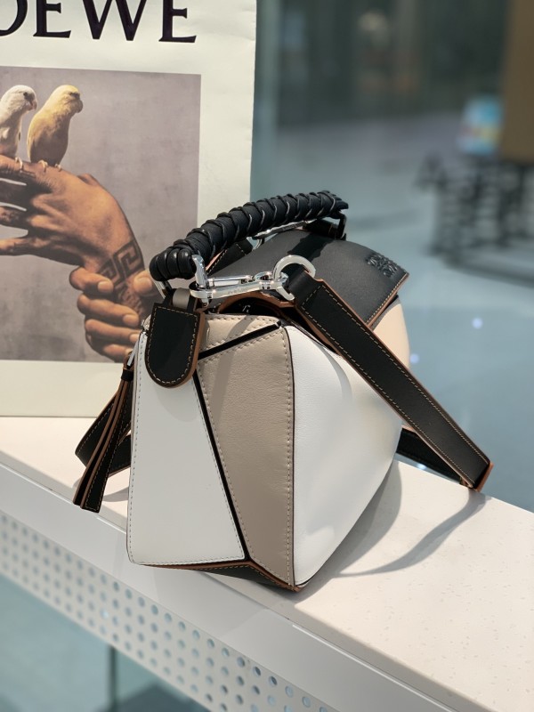 Small Puzzle Edge bag in classic calfskin“24*16*10.5CM”-027=