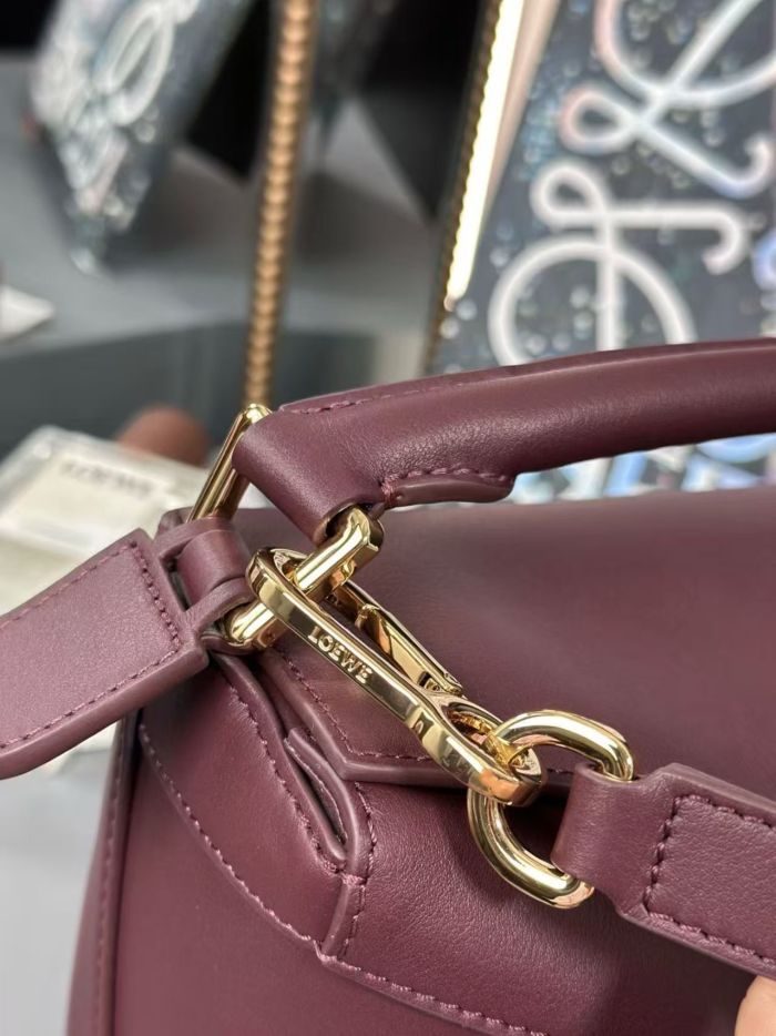 Small Puzzle Edge bag in classic calfskin“24*16*10.5CM”-086=