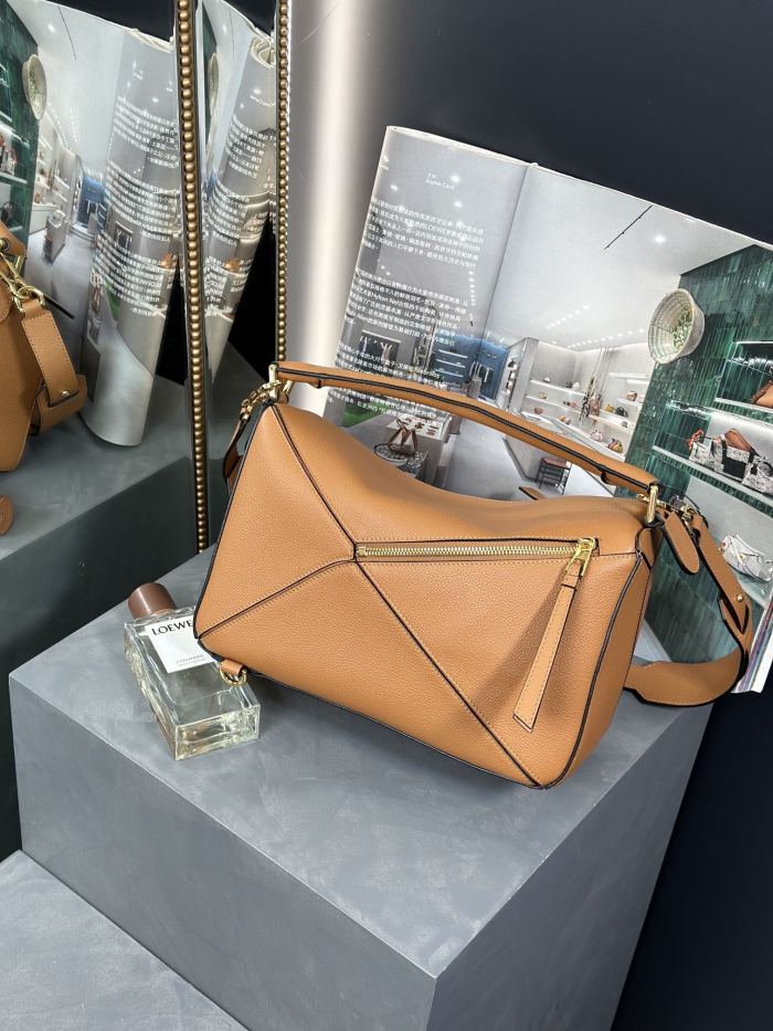 Medium Puzzle bag in soft grained calfskin“29*18*12CM”-027=