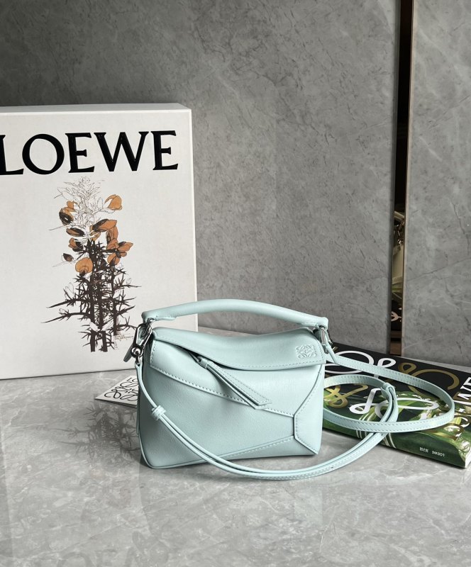 Puzzle Edge Bag In Soft Grained Calfskin “18*12*8CM”-037=