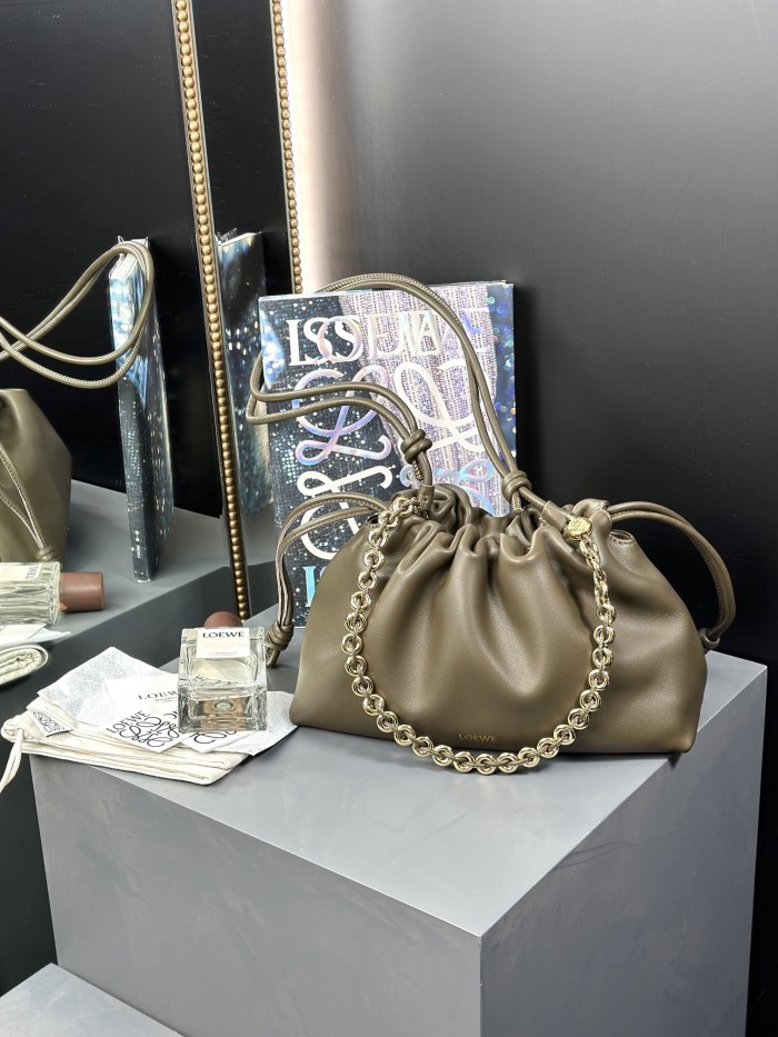 Medium Flamenco purse in mellow nappa lambskin“30*20*10.5CM”-037=