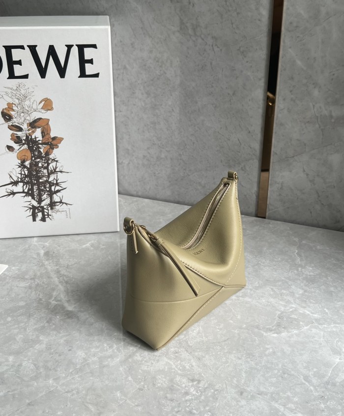 Hammock Hobo In Classic Calfskin “23*15.5*6.5CM”-057=