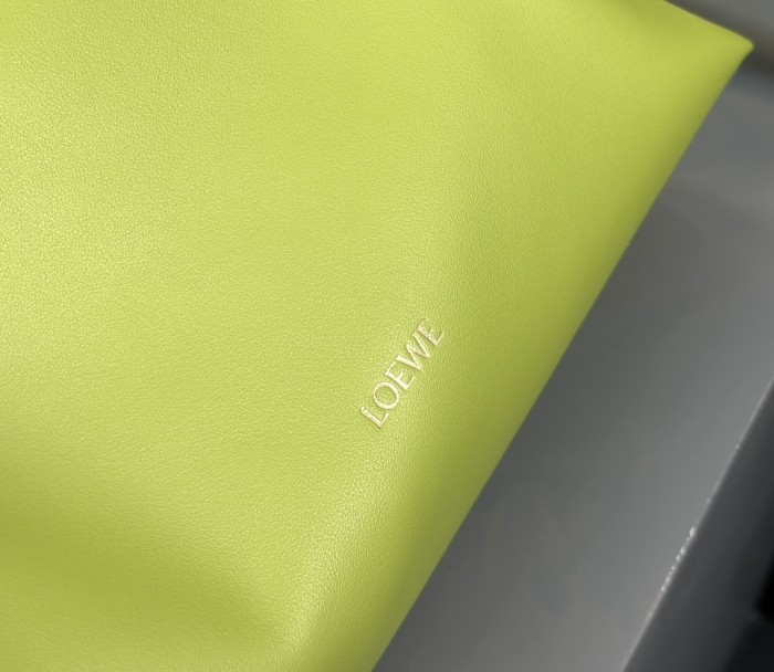 Medium Flamenco clutch in nappa calfskin“30*24.5*10.5CM”-086=