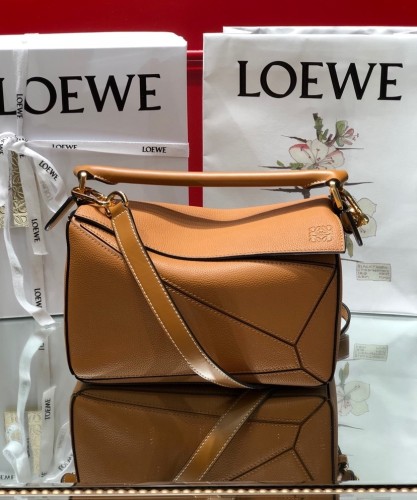 Small Puzzle bag in soft grained calfskin“24*14*11CM”-066=