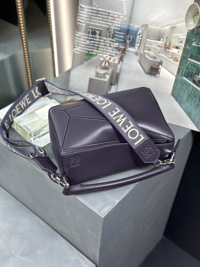 Small Puzzle bag in smooth calfskin“24*16.5*10.5CM”-037=