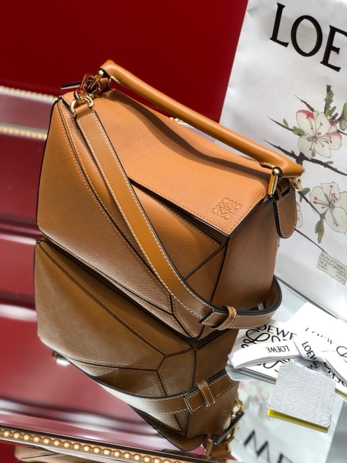 Small Puzzle bag in soft grained calfskin“24*14*11CM”-066=