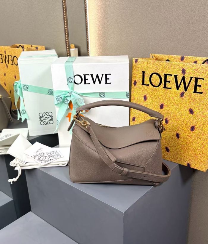 Small Puzzle Edge bag in soft grained calfskin“24*16*10.5CM”-086=