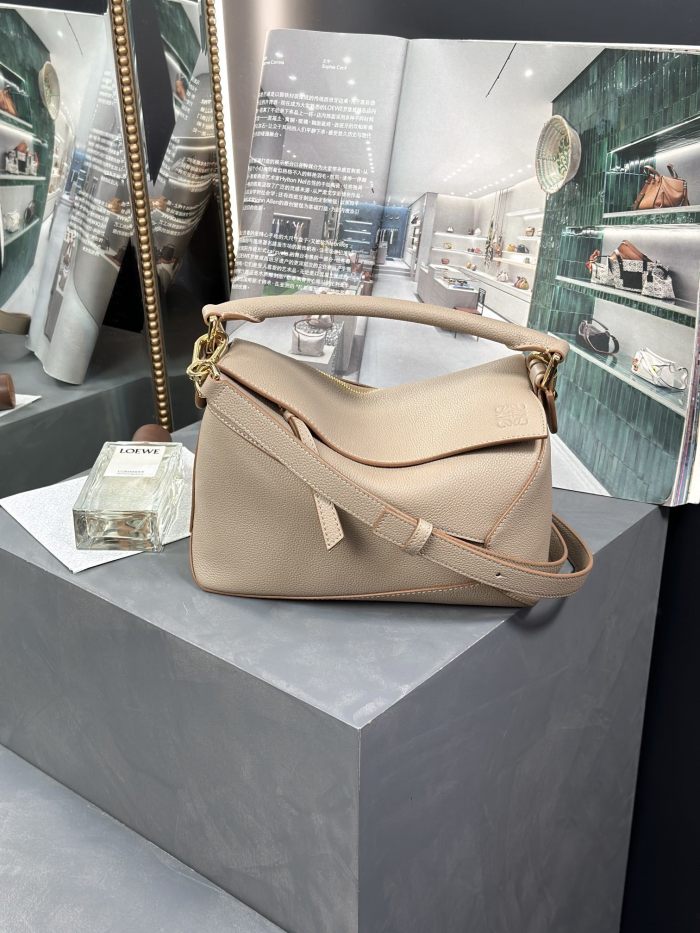 Small Puzzle Edge bag in soft grained calfskin“24*16*10.5CM”-086=