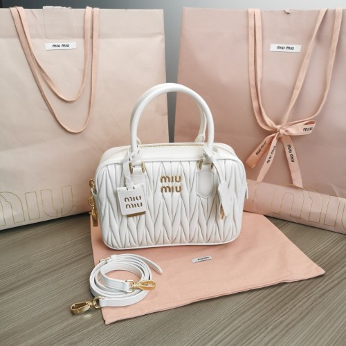 Arcadie Matelassé Nappa Leather Bag“24*16*7.5CM”-0511=