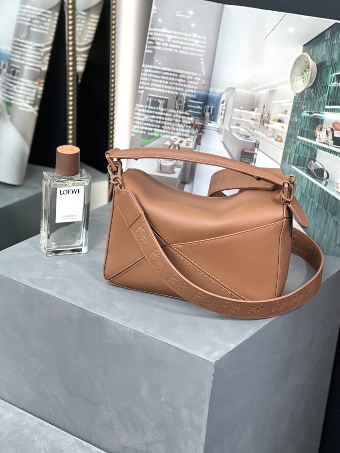 Small Puzzle bag in smooth calfskin“24*16.5*10.5CM”-007=