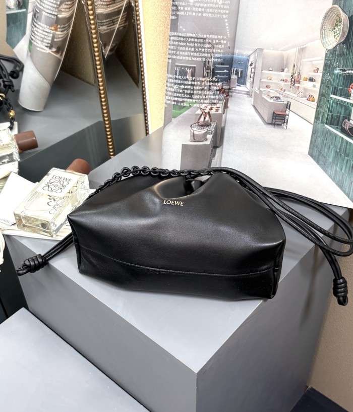 Medium Flamenco purse in mellow nappa lambskin“30*20*10.5CM”-037=