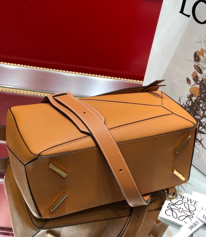 Medium Puzzle bag in soft grained calfskin“29*18*12CM”-027=