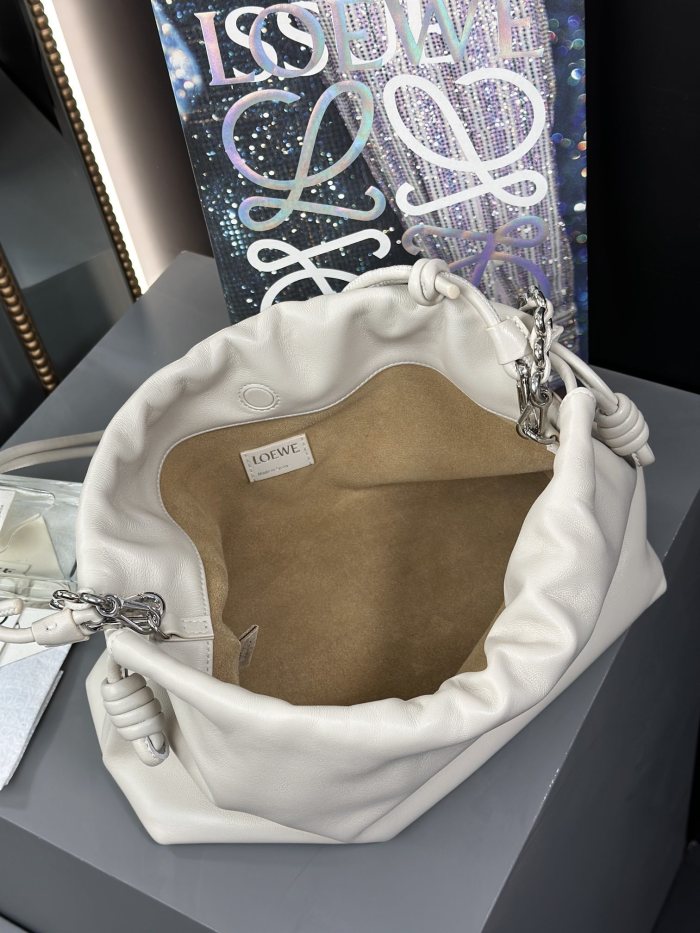 Medium Flamenco purse in mellow nappa lambskin“30*20*10.5CM”-037=