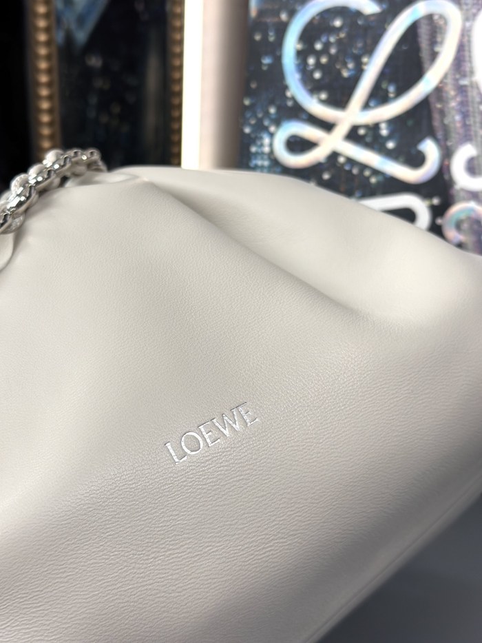 Medium Flamenco purse in mellow nappa lambskin“30*20*10.5CM”-037=