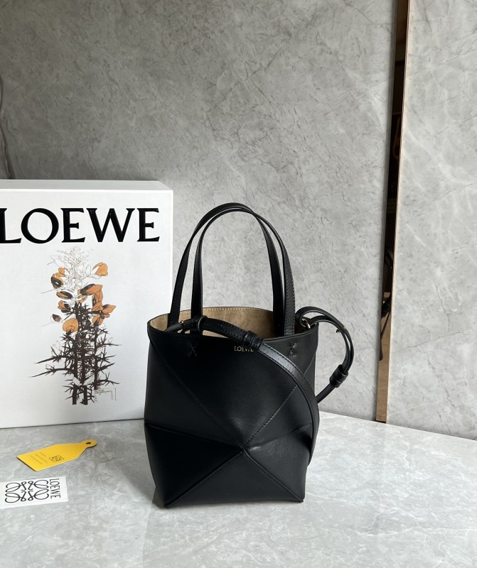 Puzzle Fold Tote In Shiny Calfskin“20*16.5*9.5CM”-057=