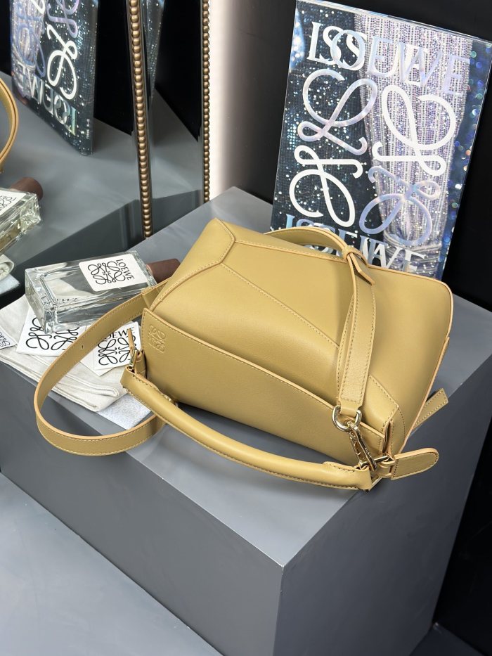 Small Puzzle Edge bag in classic calfskin“24*16*10.5CM”-086=