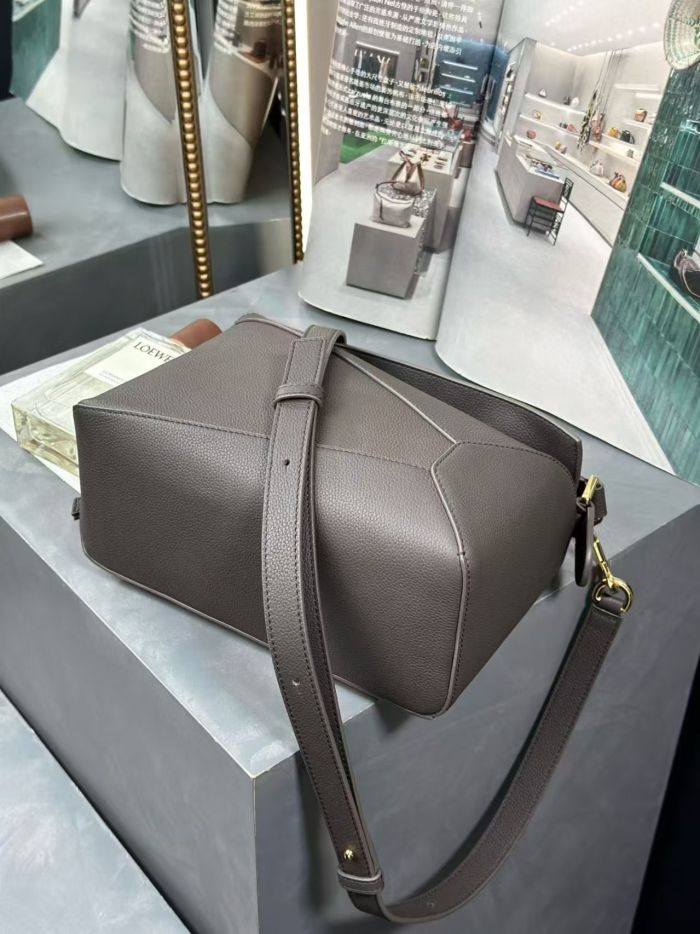 Small Puzzle Edge bag in soft grained calfskin“24*16*10.5CM”-086=