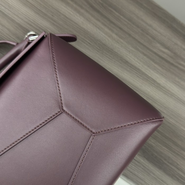 Puzzle Edge Bag In Soft Grained Calfskin“33*21.5*14.7CM”-008=