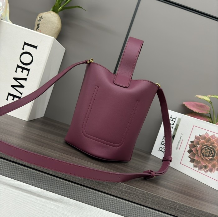 Pebble Bucket Bag In Soft Grained Calfskin“19.5*16*16CM”-037=