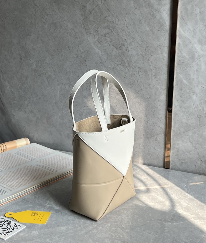 Puzzle Fold Tote In Shiny Calfskin“20*16.5*9.5CM”-057=